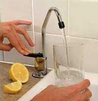 Filtru de apa in trei trepte de filtrare Filtru de apa in trei trepte de filtrare